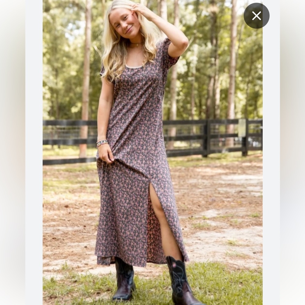 NATURAL LIFE Floral Maxi Dress with Side Slit